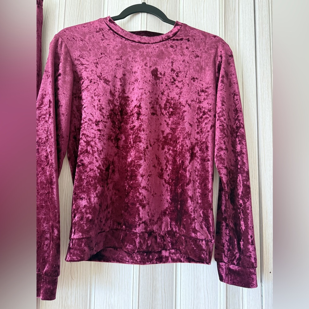 Purple Velvet Two-Piece Lounge Set - Picture 2 of 5